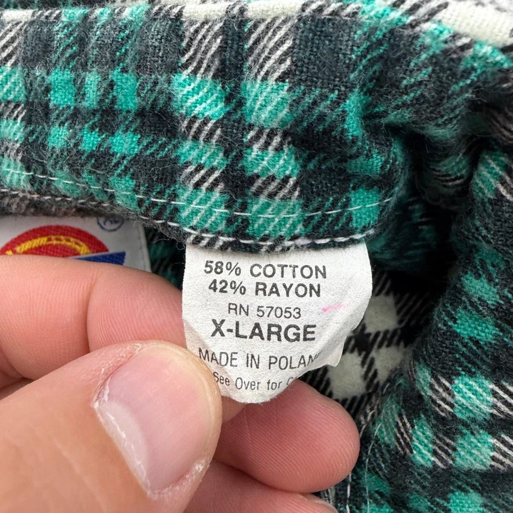 Dickies Mens XL Green Plaid Flannel Button Down Shirt Cotton Rayon Made Poland